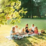 Grosses Bucheneck Fuer Gruppen, Familien & Firmen 7 Schlafzimmer 3 Baeder Grosse Terrasse Nahe Rhododendronpark Holiday home *
