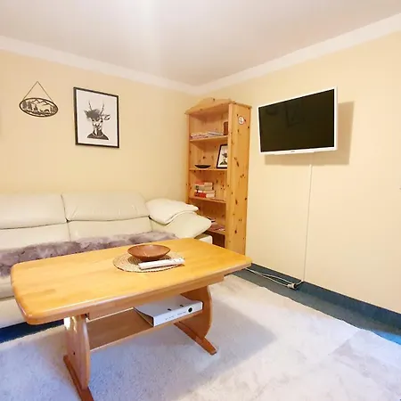 Сasa de vacaciones Bucheneck Perfekt Für Familien&größere Gruppen Im Seenland Lausitz *