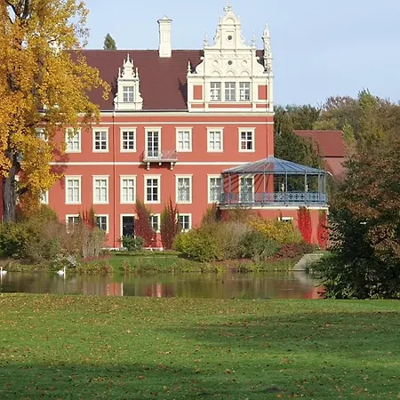 Grosses Bucheneck Fuer Gruppen, Familien & Firmen 7 Schlafzimmer 3 Baeder Grosse Terrasse Nahe Rhododendronpark Dom wakacyjny Kromlau