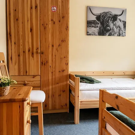 Grosses Bucheneck Fuer Gruppen, Familien & Firmen 7 Schlafzimmer 3 Baeder Grosse Terrasse Nahe Rhododendronpark *