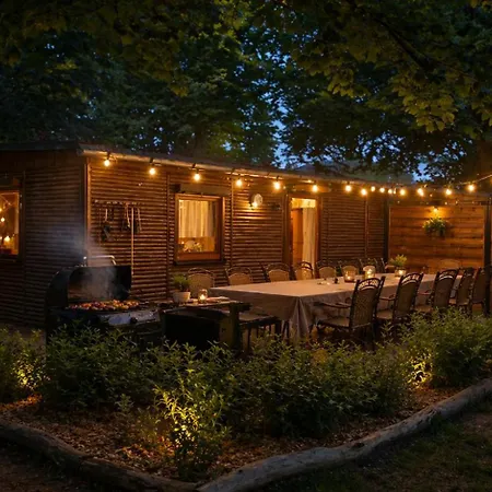 Dom wakacyjny Grosses Bucheneck Fuer Gruppen, Familien & Firmen 7 Schlafzimmer 3 Baeder Grosse Terrasse Nahe Rhododendronpark *